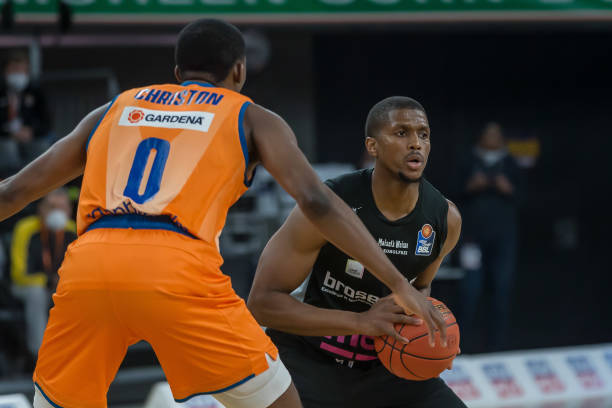 动与探险的 动与探险的